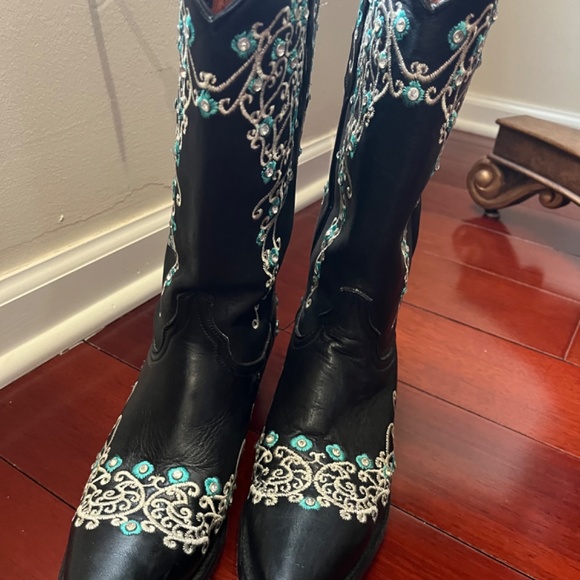 Cowboy boots - Picture 3 of 8